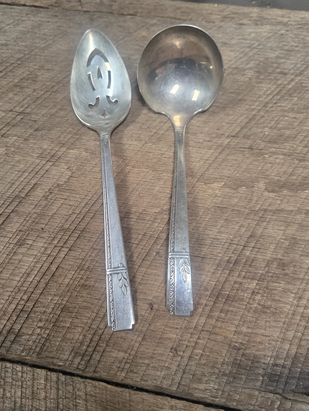 Vintage 1938 Oneida Grenoble Silver-plated Serving Spoons ~ Bin RR